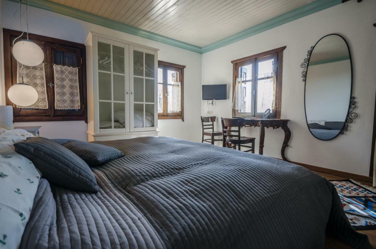 Riga'S Pinakoti Lodge Πινακάτες Εξωτερικό φωτογραφία